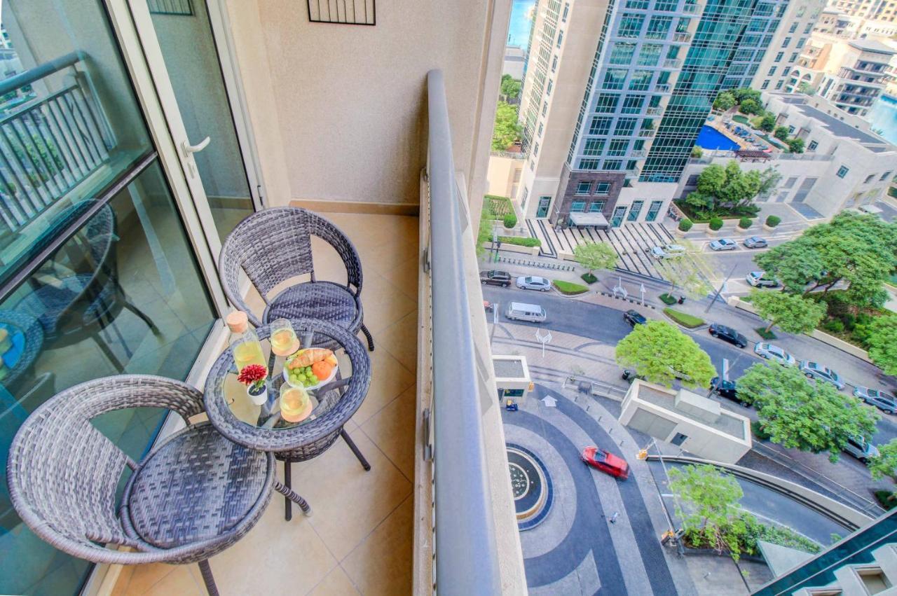 Durrani Homes - Luxurious Studio Near Dubai Mall With Pool View Екстериор снимка